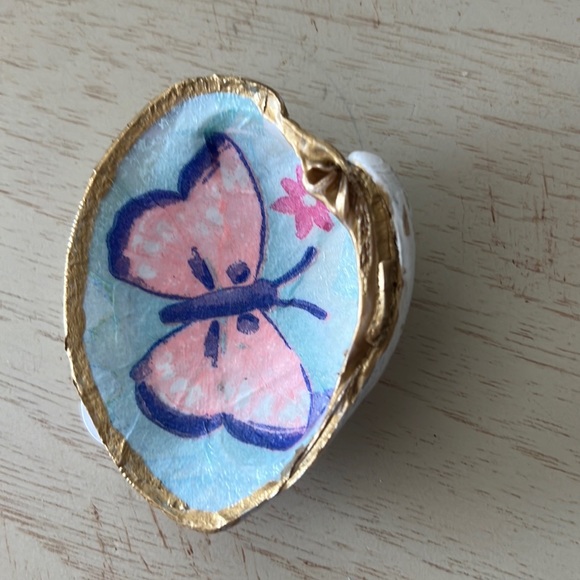 Clam Shell Ring Earrings trinket Holder Butterfly with Gold tone trim - Picture 3 of 5